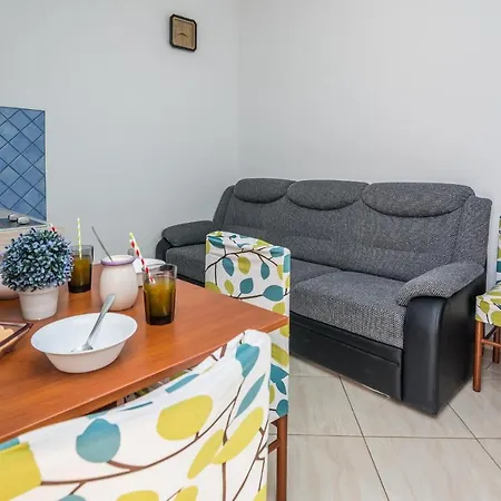 Apartments Cacko Apartment Vir