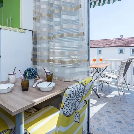 Apartments Cacko Appartement Vir